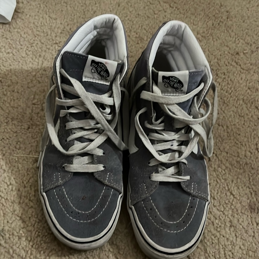 Vans high tops barely worn